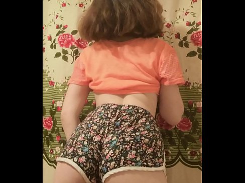 ❤️ Seksīga jauna skaistule izģērbjas no šortiem kamerā ❤️❌ Kvalitatīvs porno pie mums ❤